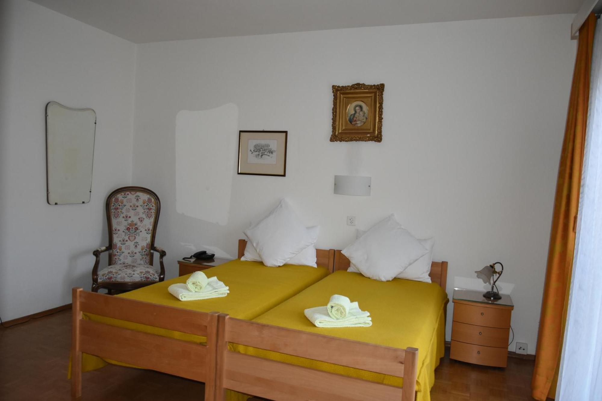 Casa Santa Birgitta Hotell Lugano Exteriör bild