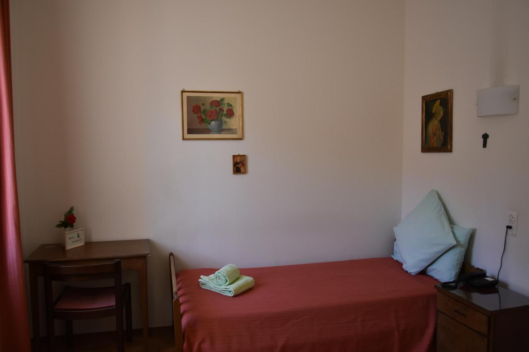 Casa Santa Birgitta Hotell Lugano Exteriör bild