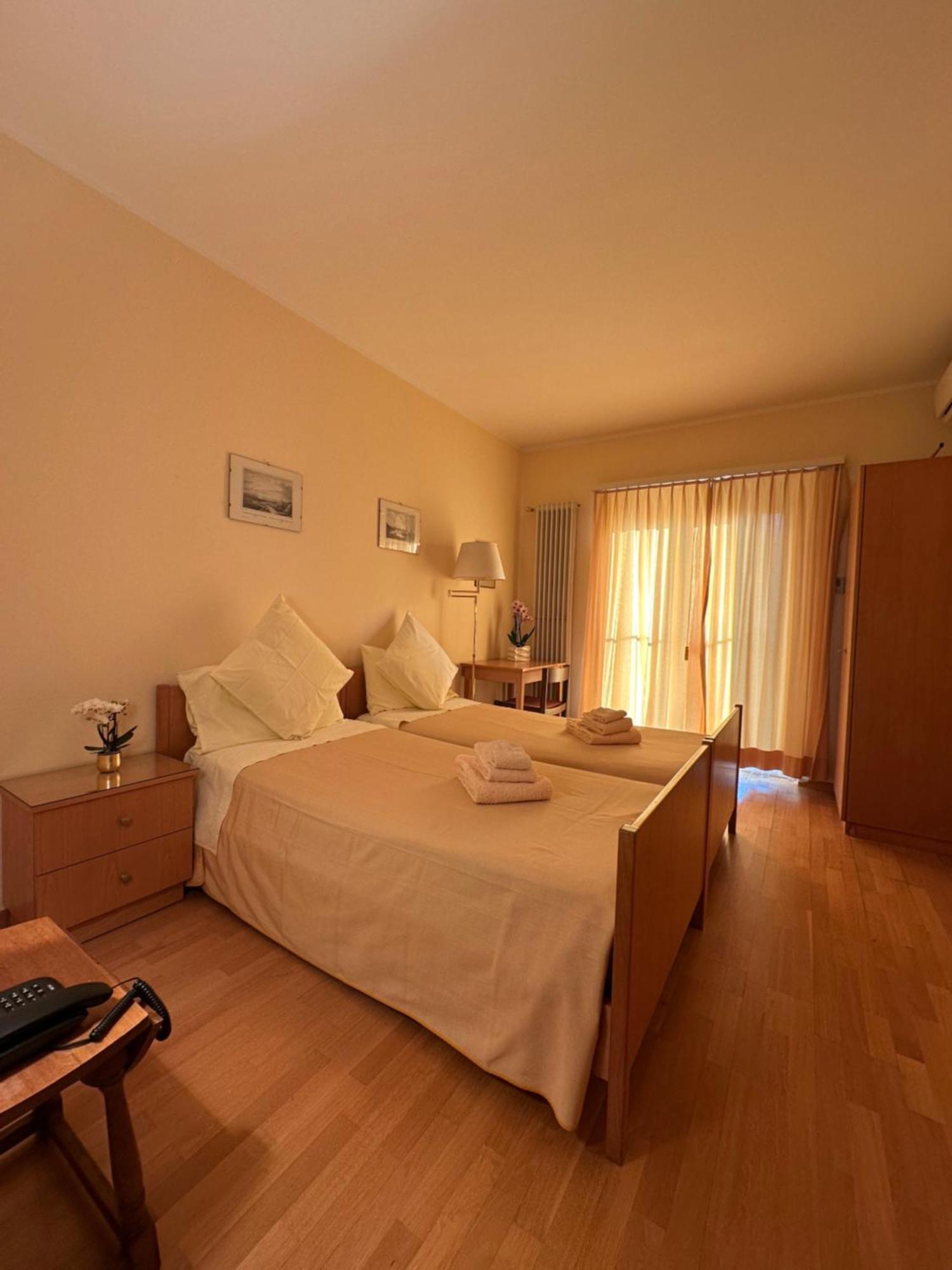 Casa Santa Birgitta Hotell Lugano Exteriör bild