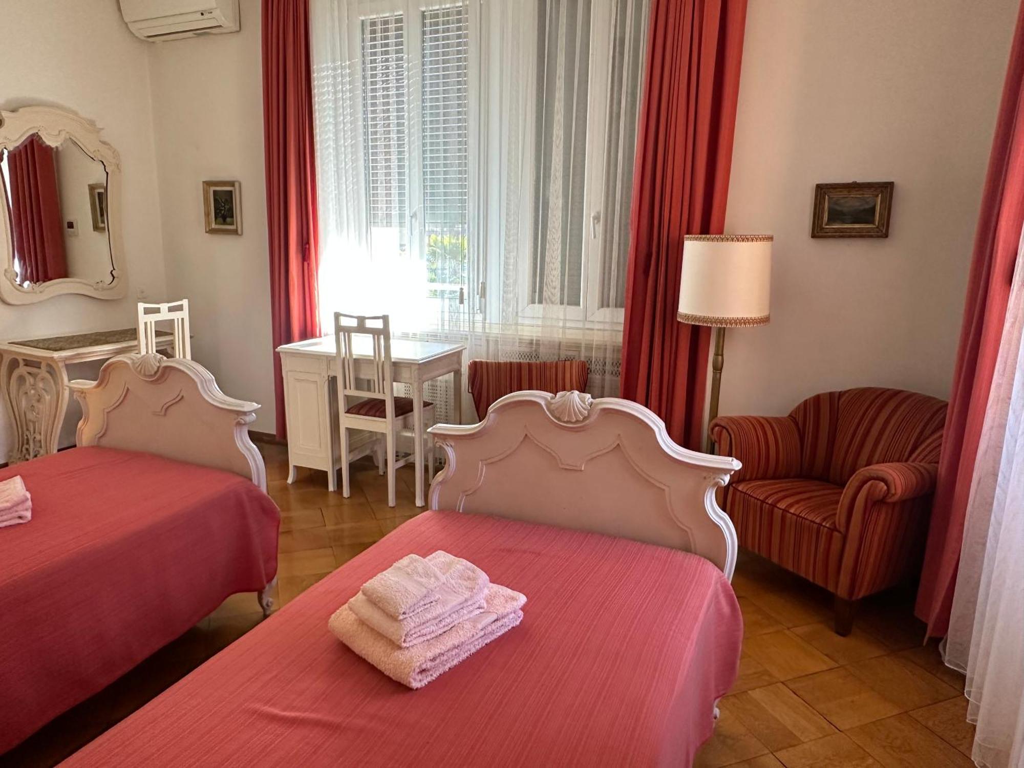 Casa Santa Birgitta Hotell Lugano Exteriör bild